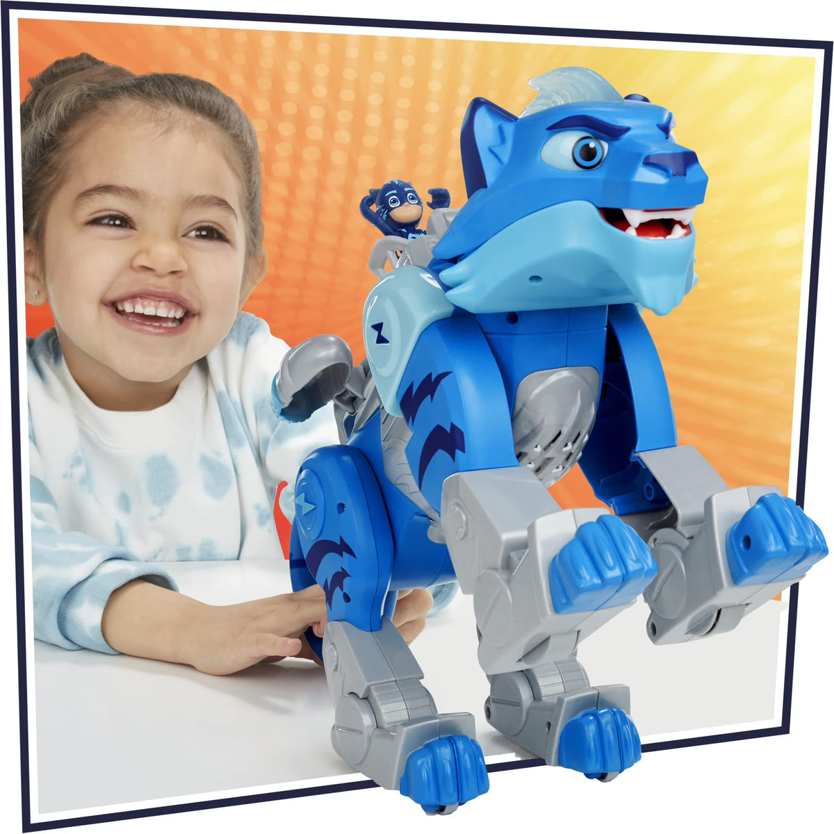 Hasbro PJ Masks Animal Power Charge and Roar Power Cat - Motorized Interactive Toy with 20+ Lights and Sounds, Hero ID Technology and Catboy Action Figure