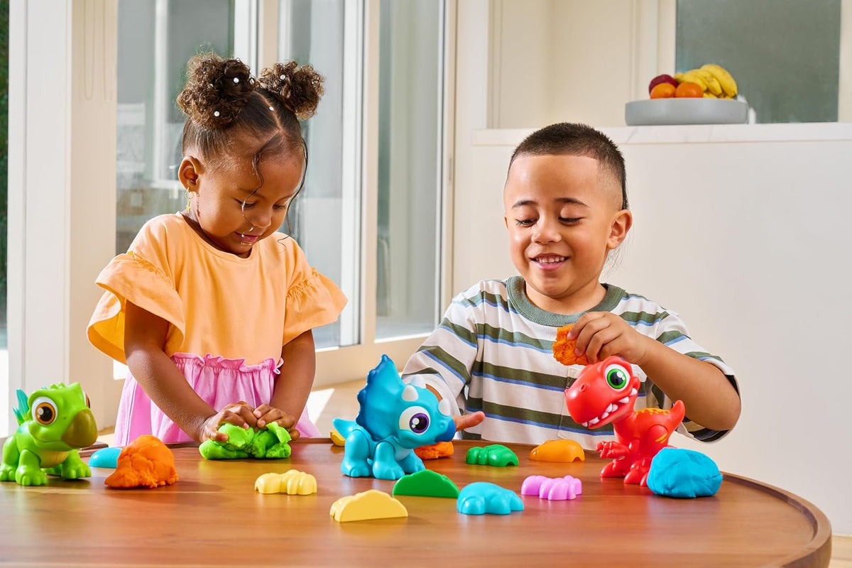 Official retail packaging layout for ZURU Smashers Jr Dino Dig Stegosaurus kit